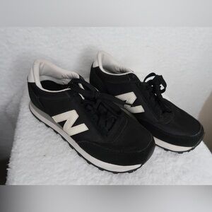 New Balance 501 Women’s Sneakers 6.5W Black White Lace Up Athletic Shoes ML501KW